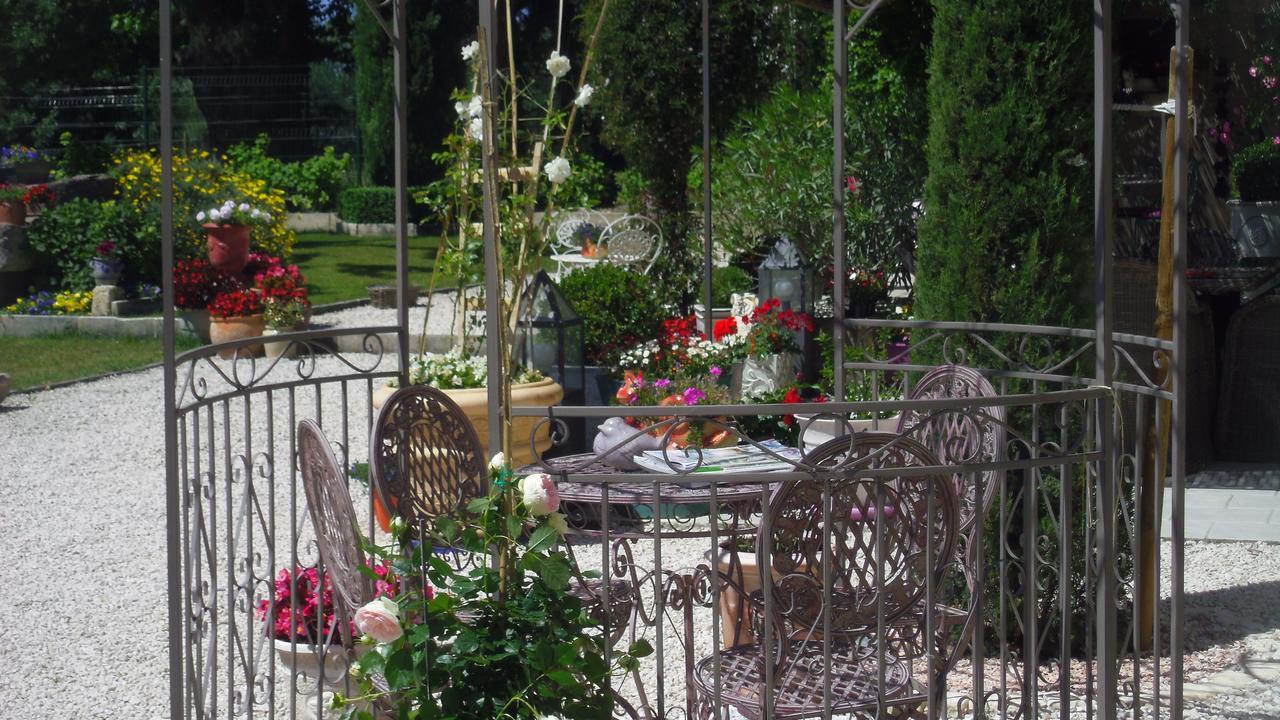 Bed and Breakfast Mas De L'Air - Maison De Charme Noves Exteriér fotografie
